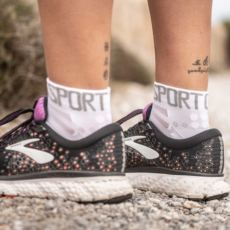 Niskie skarpetki do biegania COMPRESSPORT PRORACING SOCKS V3.0 ULTRALIGHT RUN LOW