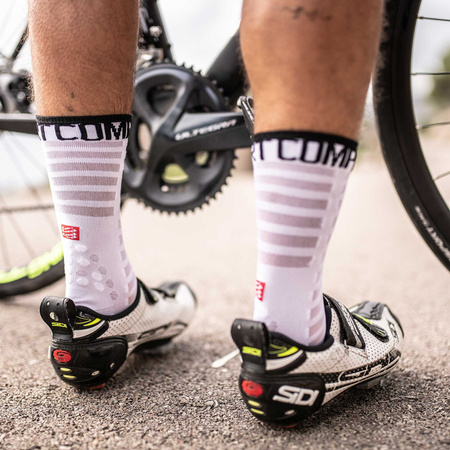 Skarpety rowerowe COMPRESSPORT ULTRALIGHT BIKE V3.0
