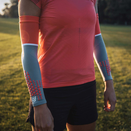 Rękawki kompresyjne COMPRESSPORT Armforce Ultralight Opaski na ręce Ocieplacze
