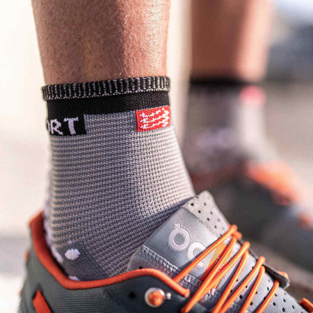 Skarpety do biegania COMPRESSPORT PRO RACING SOCKS RUN HIGH V3.0