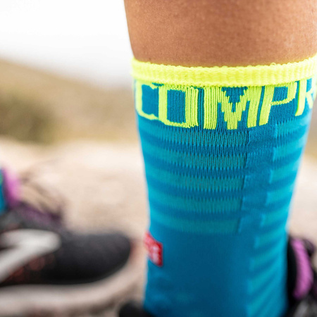 Skarpety do biegania COMPRESSPORT PRORACING SOCKS V3.0 ULTRALIGHT RUN HIGH